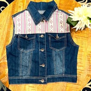 Jean sleeveless jacket